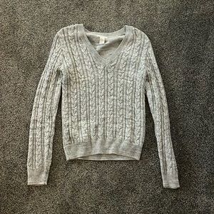 Comfy gray sweater with V-neck